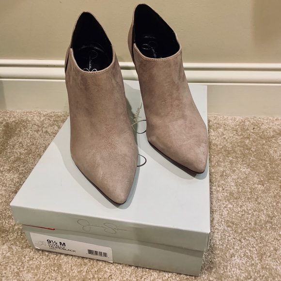 Jessica Simpson Shoes - NWT (new w/box) taupe suede leather 9.5 M booties